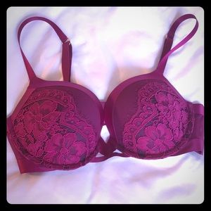 VS Bra size 34D